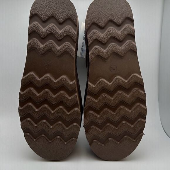 CUSHIONAIRE Women's Genuine Suede pull on platform boot +Memory Foam 7 TAUPE - Picture 5 of 7